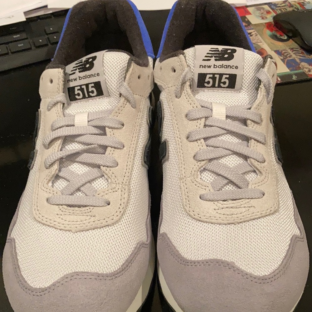 Men’s new balance tennis shoes size 12